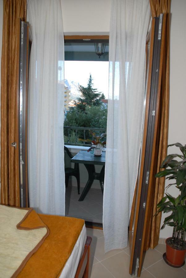 Apartments Krapina Budua Esterno foto