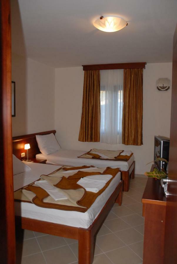 Apartments Krapina Budua Esterno foto